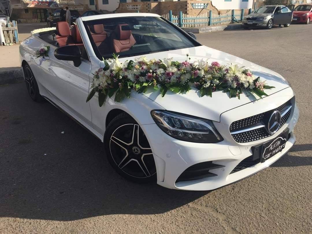 رويال لايجار احدث سيارات الزفاف